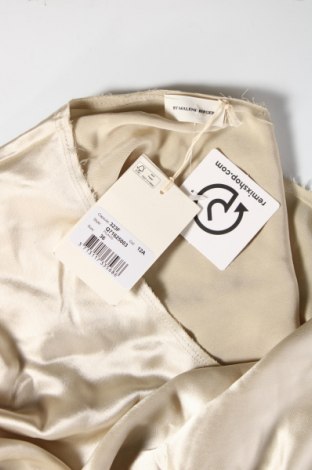 Дамска блуза By Malene Birger, Размер S, Цвят Бежов, Цена 111,83 лв.