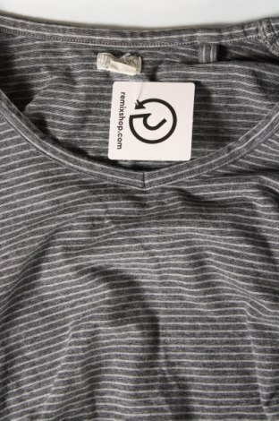 Γυναικεία μπλούζα Jay Jays, Μέγεθος S, Χρώμα Γκρί, Τιμή 2,38 €