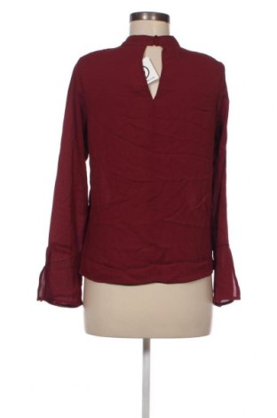 Дамска блуза Moodo, Размер S, Цвят Червен, Цена 72,00 лв.