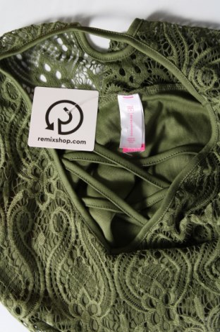 Дамска блуза Nobo, Размер XS, Цвят Зелен, Цена 72,00 лв.