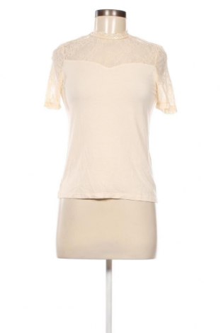 Дамска блуза Pieces, Размер XS, Цвят Екрю, Цена 12,40 лв.