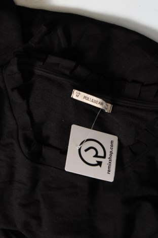 Γυναικεία μπλούζα Pull&Bear, Μέγεθος M, Χρώμα Μαύρο, Τιμή 3,76 €