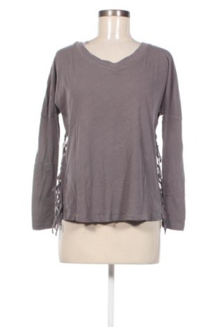 Γυναικεία μπλούζα Trueprodigy, Μέγεθος XS, Χρώμα Γκρί, Τιμή 4,64 €