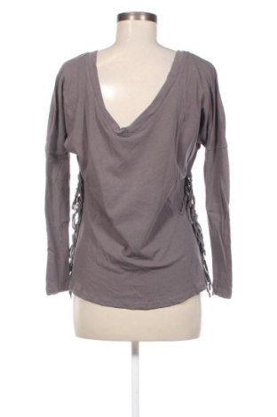 Γυναικεία μπλούζα Trueprodigy, Μέγεθος XS, Χρώμα Γκρί, Τιμή 3,09 €
