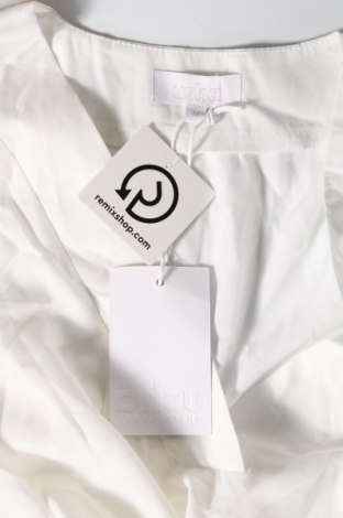 Дамска блуза Usha, Размер M, Цвят Бял, Цена 22,50 лв.
