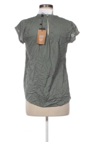 Γυναικεία μπλούζα Vero Moda, Μέγεθος XS, Χρώμα Πράσινο, Τιμή 4,33 €