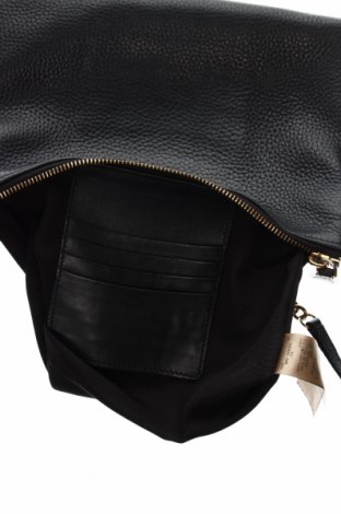 Дамска чанта Burberry, Цвят Черен, Цена 348,00 лв.