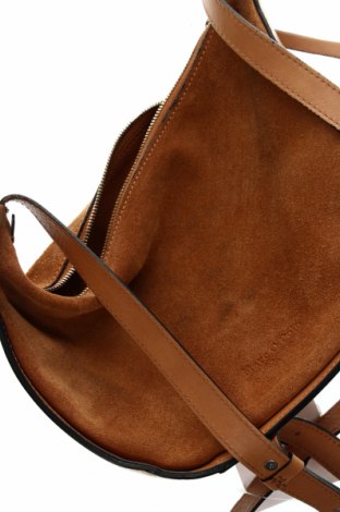 Дамска чанта Marc O'Polo, Цвят Кафяв, Цена 399,00 лв.