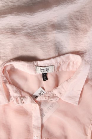 Дамска риза Bershka, Размер S, Цвят Розов, Цена 25,09 лв.