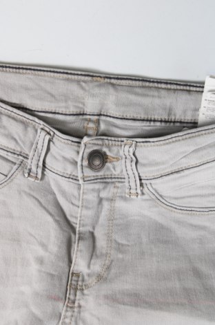 Damen Jeans, Größe S, Farbe Grau, Preis € 2,42