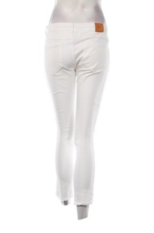 Γυναικείο Τζίν Closed, Μέγεθος S, Χρώμα Λευκό, Τιμή 86,62 €