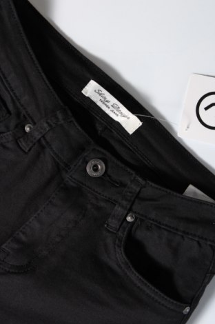 Дамски дънки Fashion Jeans, Размер S, Цвят Черен, Цена 6,28 лв.