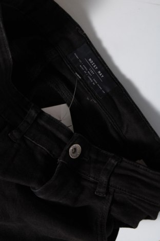 Damen Jeans Noisy May, Größe M, Farbe Schwarz, Preis 9,96 €