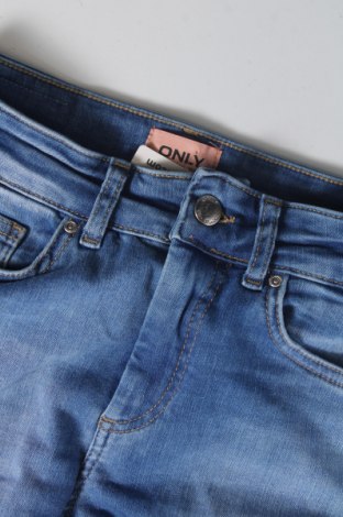 Dámske džínsy  ONLY, Veľkosť S, Farba Modrá, Cena  10,16 €