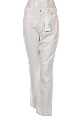 Дамски дънки Perfect Jeans By Gina Tricot, Размер L, Цвят Бял, Цена 27,20 лв.