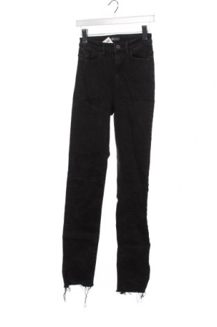 Dámske džínsy  Pieces, Veľkosť S, Farba Čierna, Cena  13,61 €