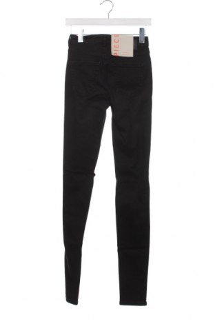 Damen Jeans Pieces, Größe XS, Farbe Schwarz, Preis € 11,22