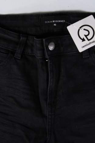 Damen Jeans Reserved, Größe M, Farbe Schwarz, Preis 20,18 €