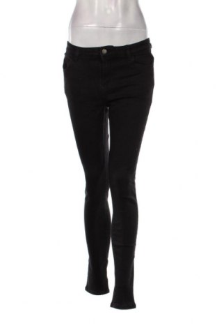 Γυναικείο Τζίν Reserved, Μέγεθος M, Χρώμα Μαύρο, Τιμή 3,77 €