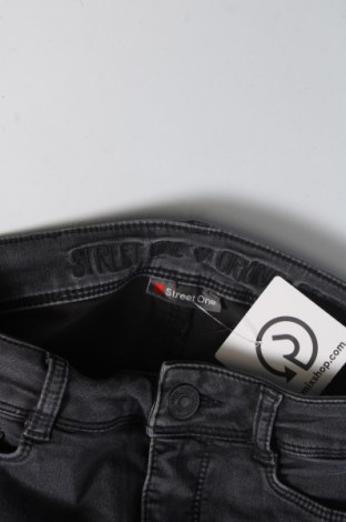 Damen Jeans Street One, Größe S, Farbe Grau, Preis 2,62 €