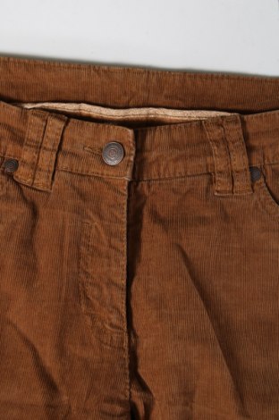 Дамски джинси, Размер M, Цвят Кафяв, Цена 5,22 лв.
