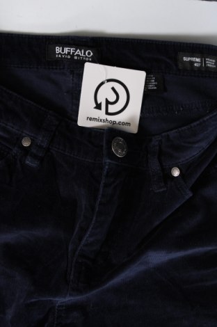 Дамски джинси Buffalo by David Bitton, Размер S, Цвят Син, Цена 8,41 лв.