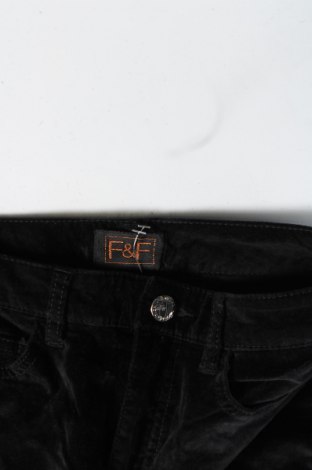 Pantaloni de velvet de femei F&F, Mărime XS, Culoare Negru, Preț 13,35 Lei