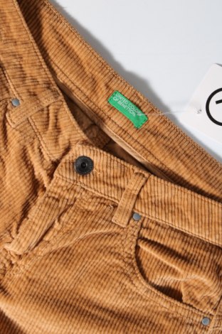 Pantaloni de velvet de femei United Colors Of Benetton, Mărime M, Culoare Maro, Preț 17,86 Lei