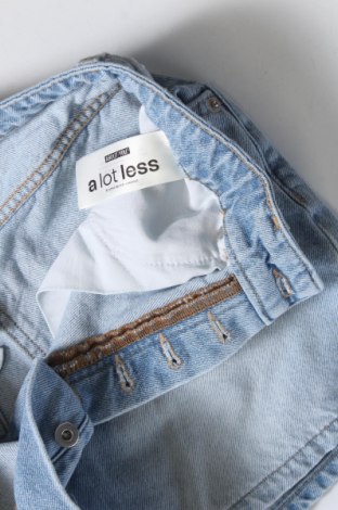 Pantaloni scurți de femei A Lot Less x About You, Mărime S, Culoare Albastru, Preț 100,66 Lei