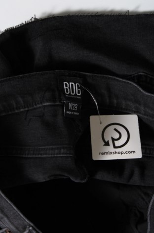 Дамски къс панталон BDG, Размер L, Цвят Черен, Цена 8,64 лв.