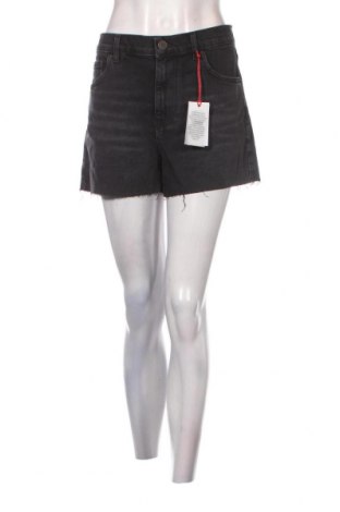 Γυναικείο κοντό παντελόνι BDG, Μέγεθος L, Χρώμα Μαύρο, Τιμή 3,34 €
