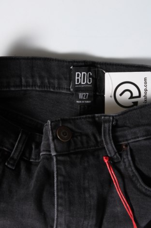 Дамски къс панталон BDG, Размер M, Цвят Черен, Цена 10,08 лв.