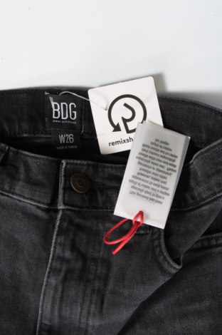Pantaloni scurți de femei BDG, Mărime S, Culoare Negru, Preț 49,74 Lei