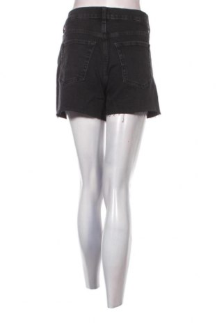 Дамски къс панталон BDG, Размер L, Цвят Черен, Цена 19,44 лв.