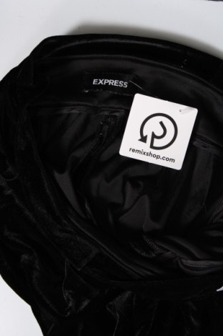 Γυναικείο κοντό παντελόνι Express, Μέγεθος S, Χρώμα Μαύρο, Τιμή 2,67 €