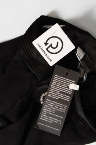 Γυναικείο κοντό παντελόνι ONLY, Μέγεθος S, Χρώμα Μαύρο, Τιμή 20,62 €