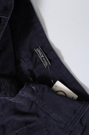 Pantaloni scurți de femei ONLY, Mărime M, Culoare Albastru, Preț 12,83 Lei