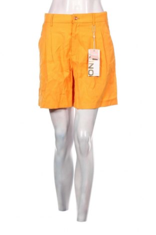 Дамски къс панталон ONLY, Размер M, Цвят Оранжев, Цена 18,40 лв.