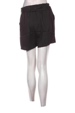 Γυναικείο κοντό παντελόνι Qed London, Μέγεθος L, Χρώμα Μαύρο, Τιμή 5,20 €