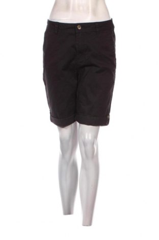 Дамски къс панталон S.Oliver, Размер M, Цвят Черен, Цена 12,96 лв.