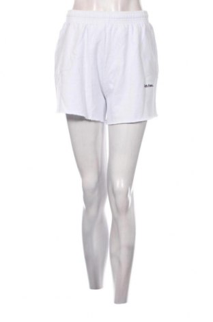 Γυναικείο κοντό παντελόνι Urban Outfitters, Μέγεθος S, Χρώμα Λευκό, Τιμή 15,96 €