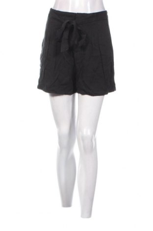 Γυναικείο κοντό παντελόνι Vero Moda, Μέγεθος M, Χρώμα Μαύρο, Τιμή 8,87 €