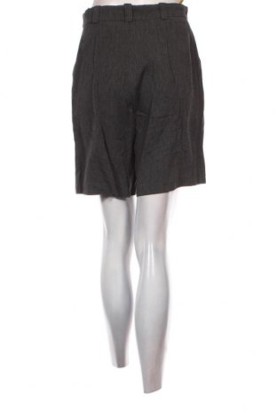 Дамски къс панталон Vroom & Dreesmann, Размер M, Цвят Сив, Цена 12,96 лв.