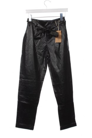 Pantaloni de piele pentru damă Funky Buddha, Mărime XS, Culoare Negru, Preț 54,37 Lei