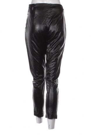 Γυναικείο παντελόνι δερμάτινο Funky Buddha, Μέγεθος S, Χρώμα Μαύρο, Τιμή 11,21 €