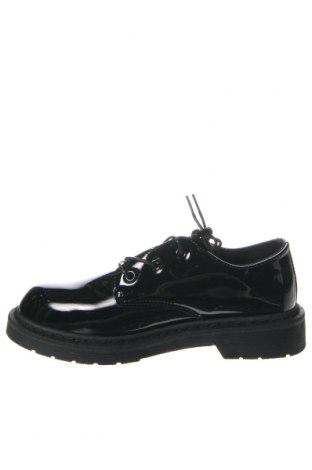 Дамски обувки Urban Classics, Размер 40, Цвят Черен, Цена 30,60 лв.