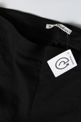Дамски панталон Acne Studios, Размер M, Цвят Черен, Цена 28,35 лв.