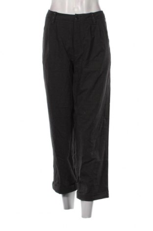 Pantaloni de femei Freeman T. Porter, Mărime L, Culoare Gri, Preț 24,18 Lei