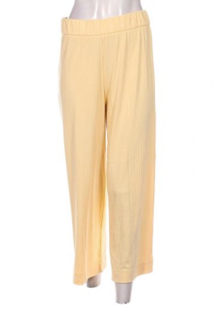 Pantaloni de femei Monki, Mărime M, Culoare Galben, Preț 40,30 Lei
