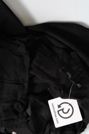 Дамски панталон ONLY, Размер M, Цвят Черен, Цена 54,00 лв.